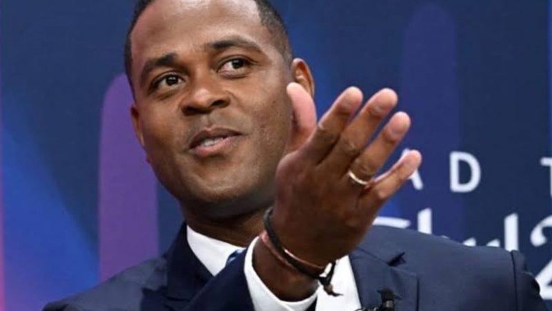 Apakah Patrick Kluivert Layak Menjadi Penerus Shin Tae-yong di Timnas Indonesia? 1 patrick kluivert